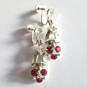 Vintage earrings red rhinestone screwback silver tone metal art deco style
